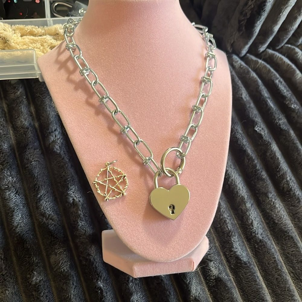 Chunky Silver Necklace with Heart and pentagram Charms - Picture 7 of 7